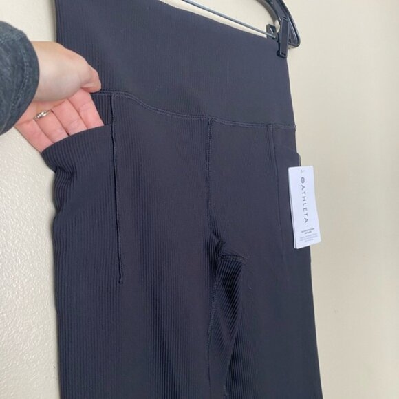 NWT-Athleta Salutation Stash Black Ribbed Flare Size Medium - Picture 3 of 6